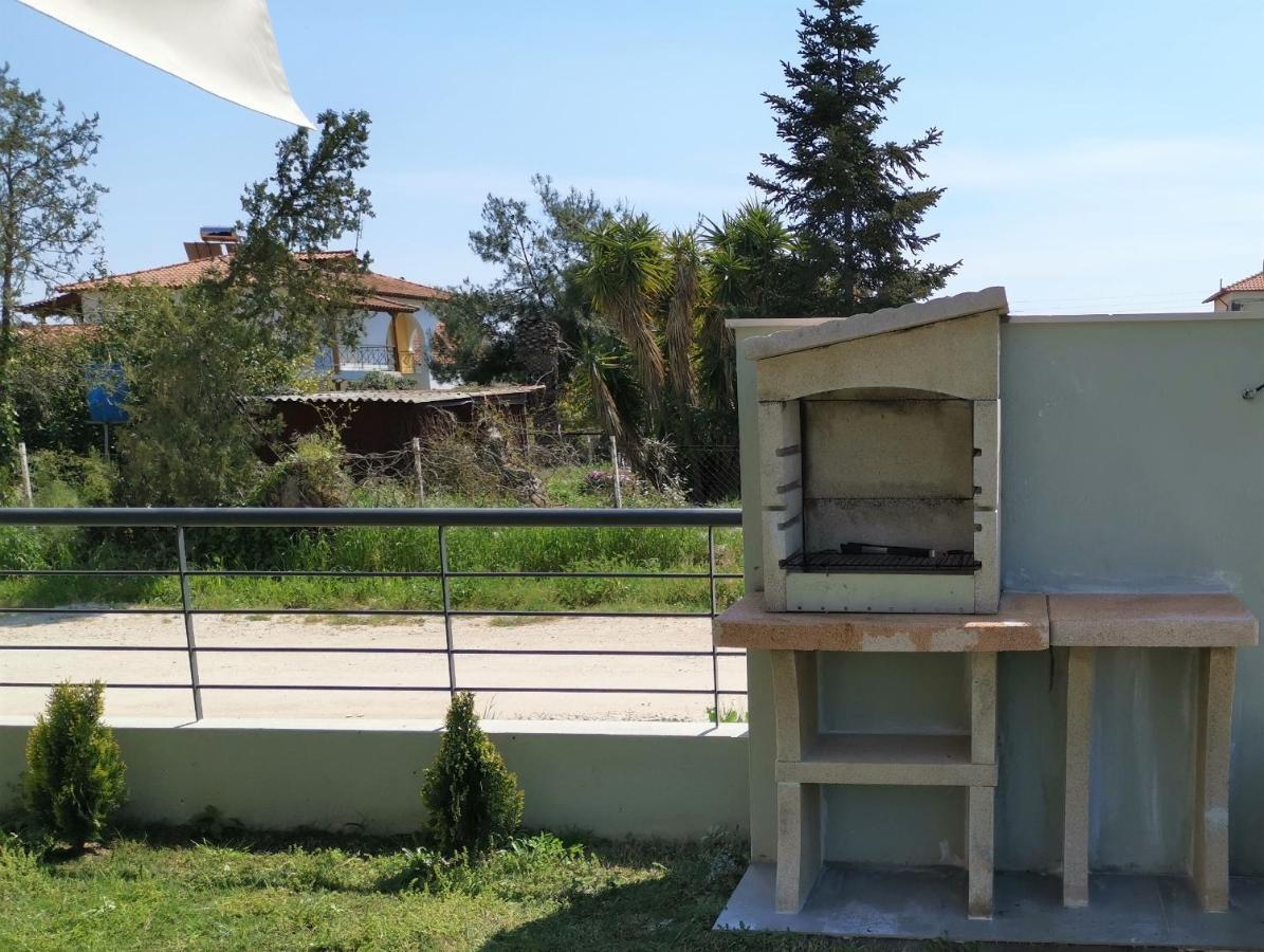 Nikiti Modern Villa Eksteriør bilde
